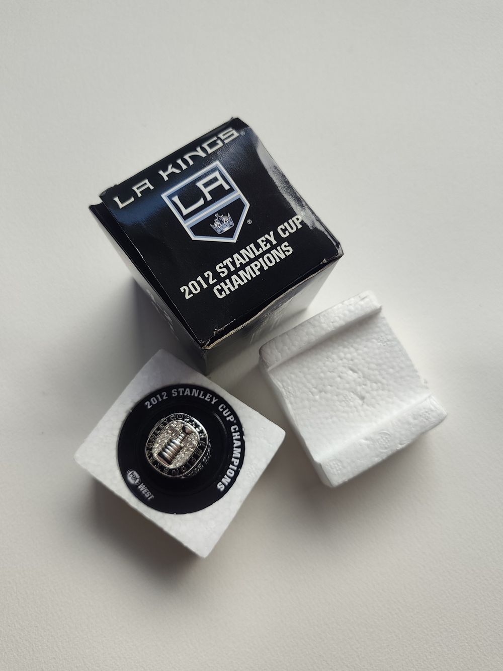 2012 Los Angeles LA Kings Stanley Cup Champions Ring SGA